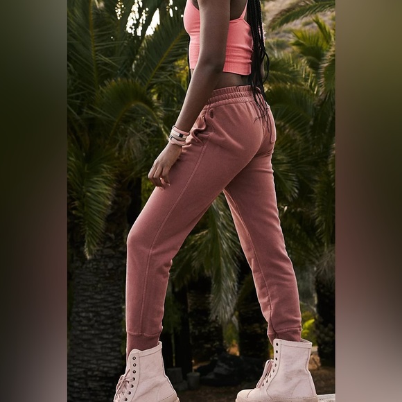NEW Free People Core Four Joggers In Coconut Shell - Picture 2 of 14